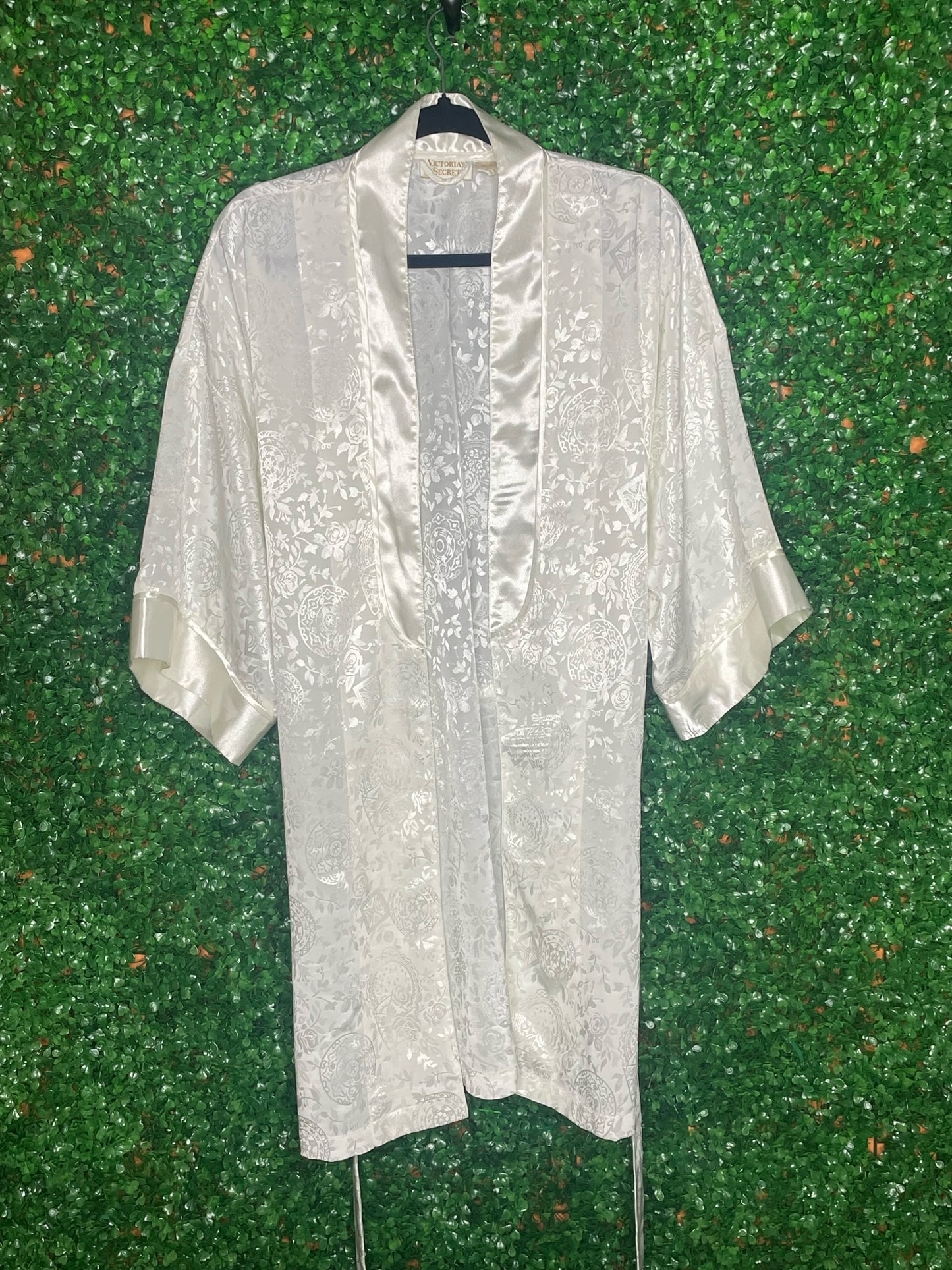 Vintage Victoria Secrets Cream Robe